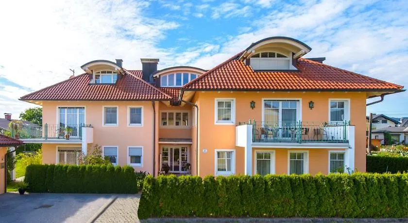 Vendégház Pension Hiesel-Villa Untersbergblick Anthering